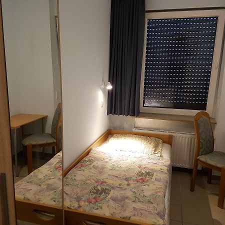 Hostel Gaestehaus Zum Padre Goch Ngoại thất bức ảnh